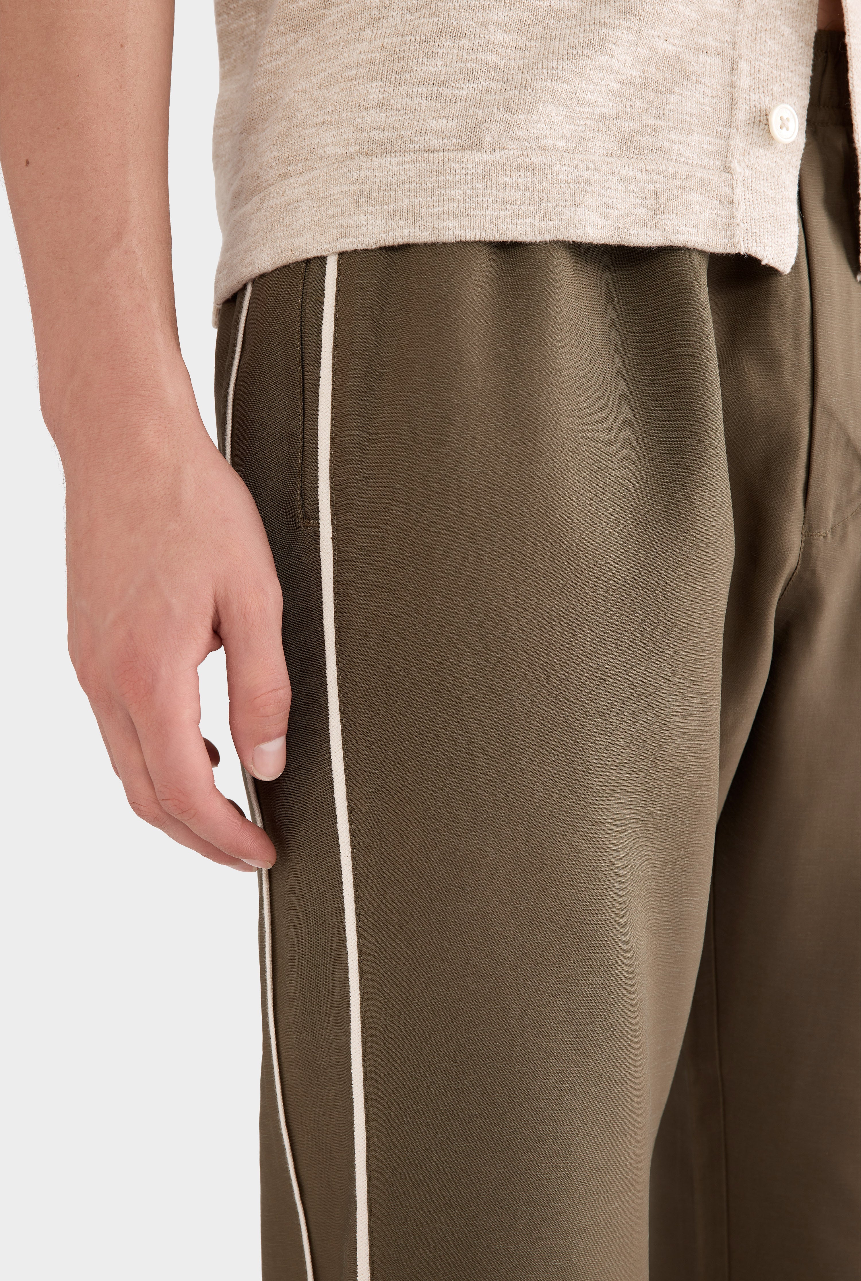 Tencel Lounge Chino - Olive/Crochet Tape