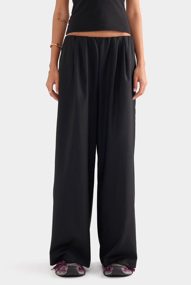 Relaxed Wool Wide Leg Trouser - Black