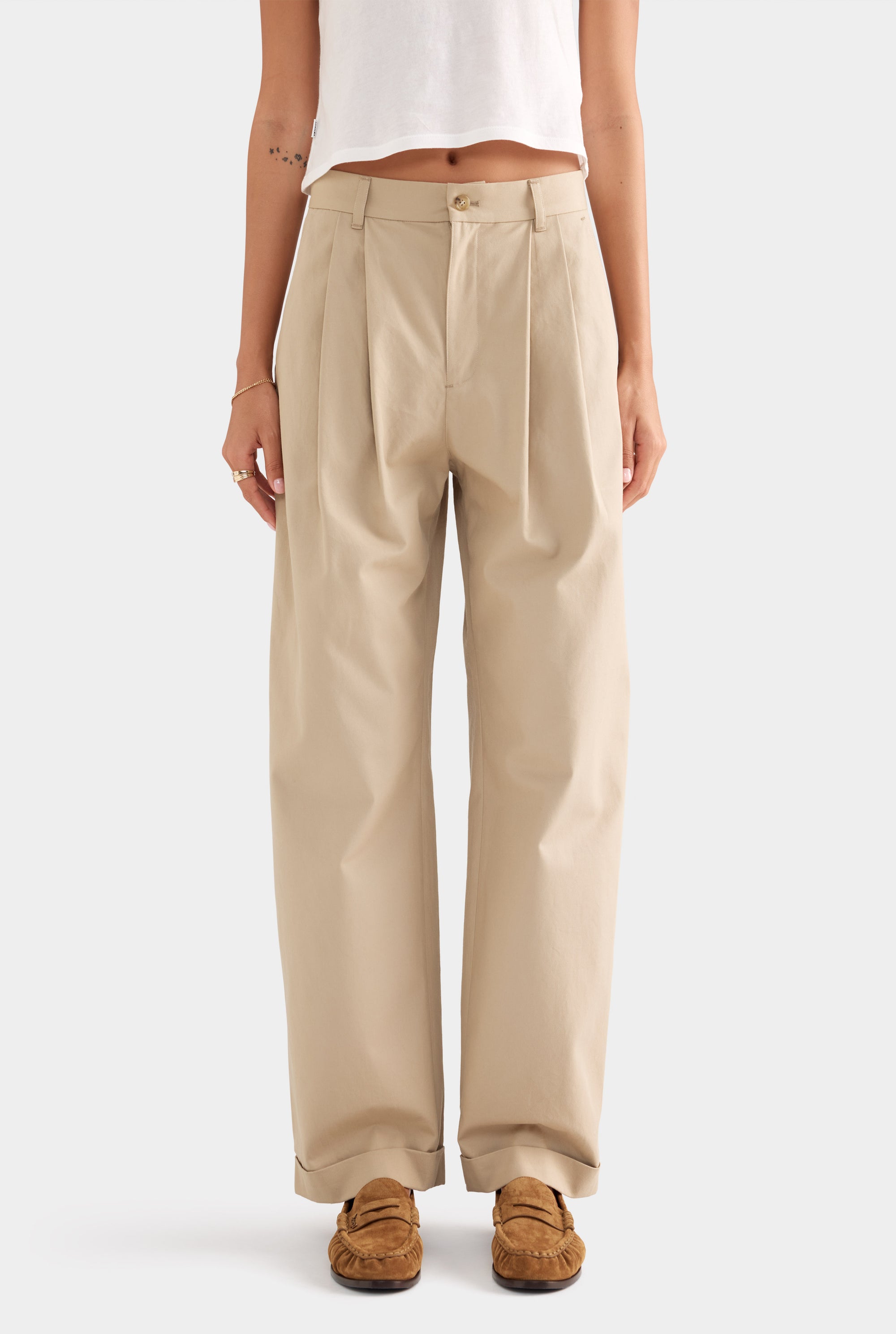 Tapered Cotton Pleat Pant - Pale Khaki