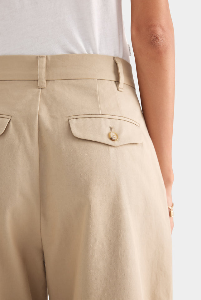 Tapered Cotton Pleat Pant - Pale Khaki